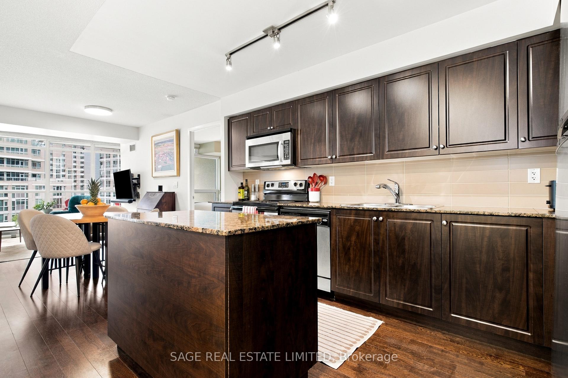 Photo 12 of Unit 579, 209 Fort York Boulevard, Toronto, Niagara — HOMEH