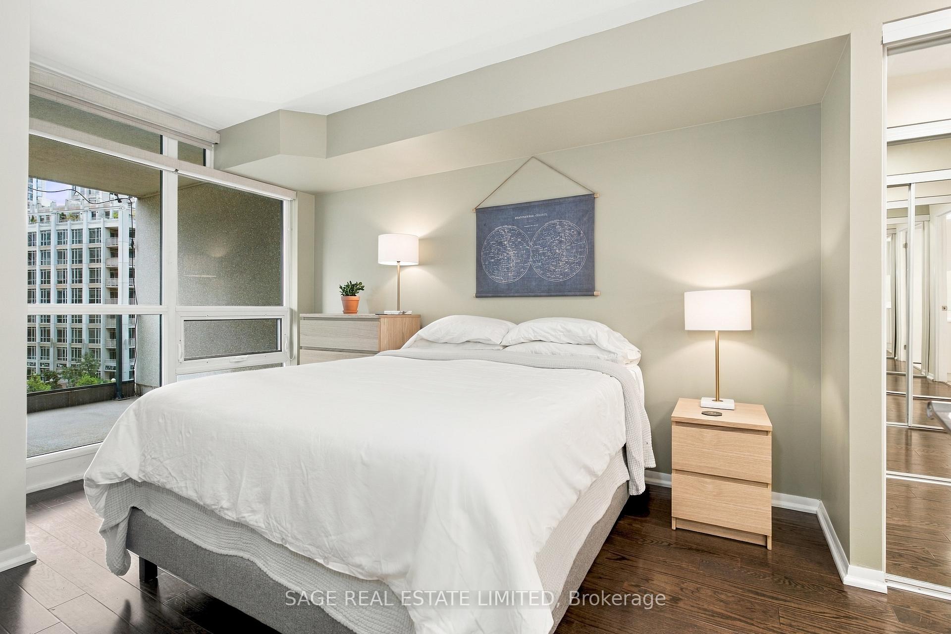 Photo 15 of Unit 579, 209 Fort York Boulevard, Toronto, Niagara — HOMEH