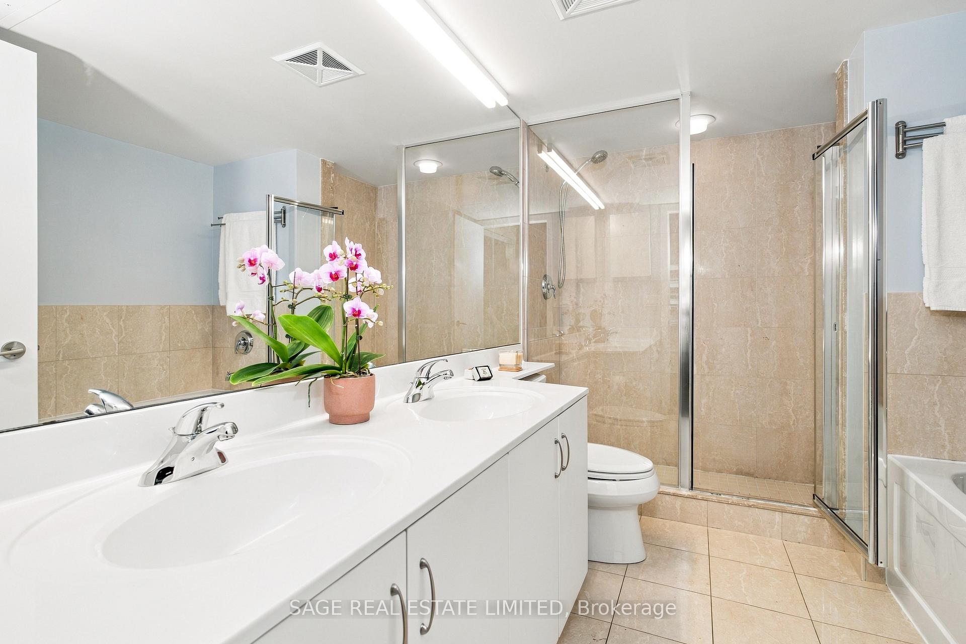 Photo 18 of Unit 579, 209 Fort York Boulevard, Toronto, Niagara — HOMEH