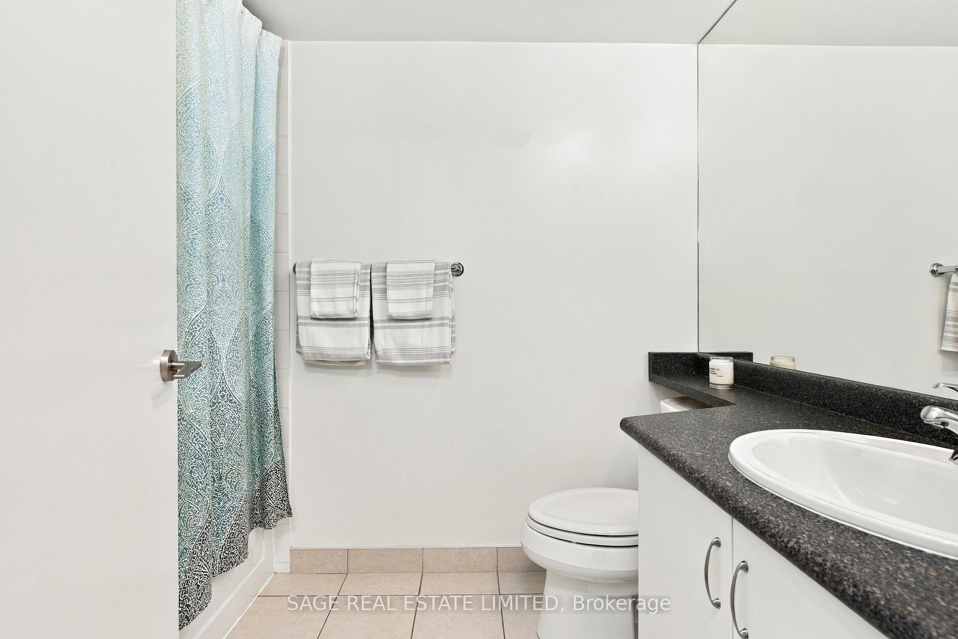Photo 22 of Unit 579, 209 Fort York Boulevard, Toronto, Niagara — HOMEH
