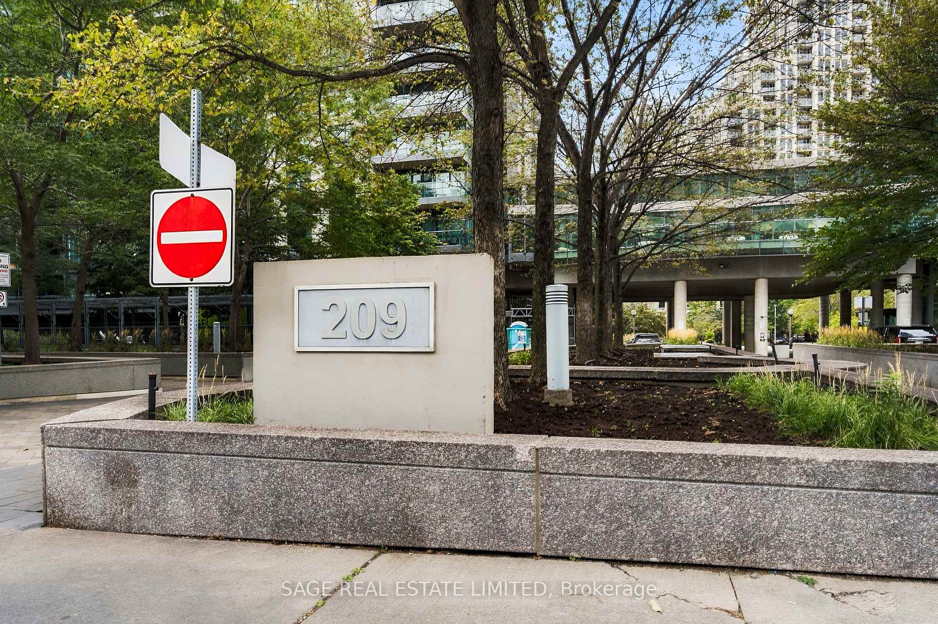 Photo 27 of Unit 579, 209 Fort York Boulevard, Toronto, Niagara — HOMEH