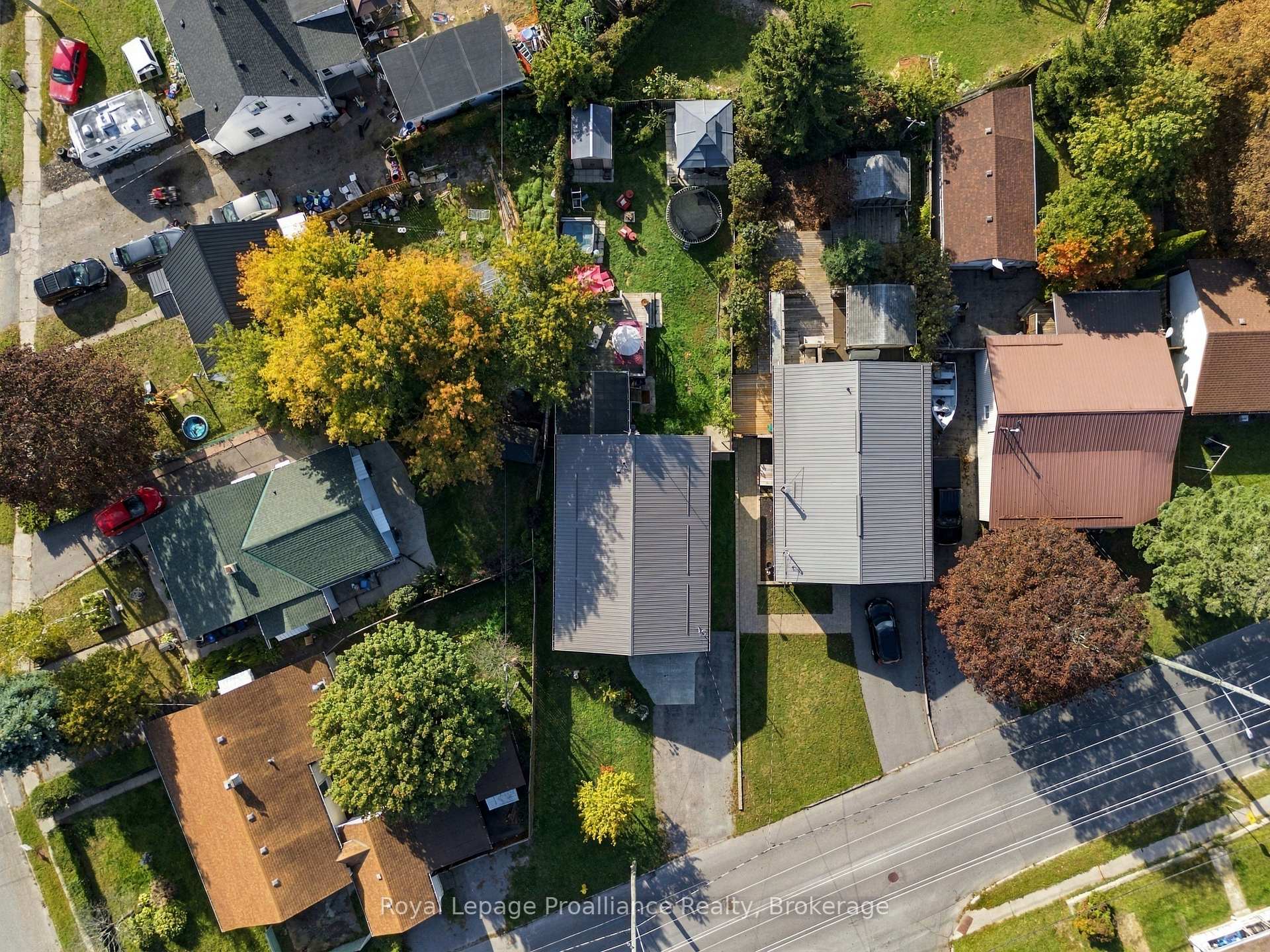 Photo 39 of 208 Byron Street, Quinte West, Trenton Ward — HOMEH