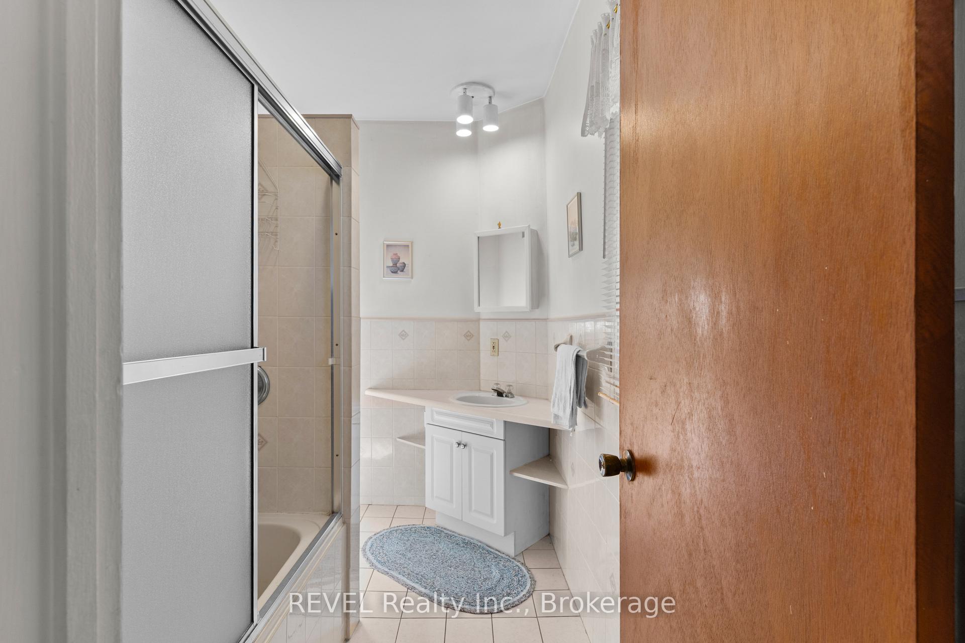 Photo 17 of 6401 Taylor Street, Niagara Falls, Dorchester — HOMEH