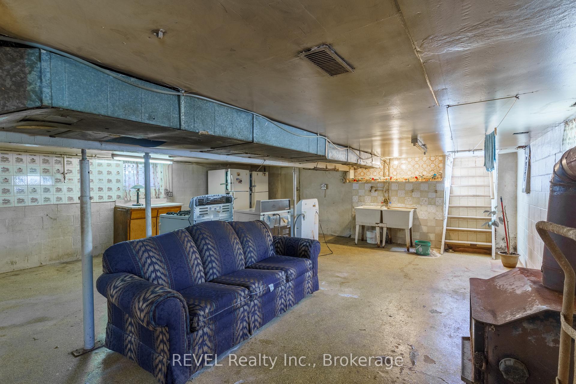 Photo 21 of 6401 Taylor Street, Niagara Falls, Dorchester — HOMEH