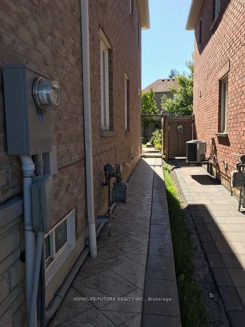 Photo 2 of Unit Bsmt, 59 Pelister Drive, Markham, Greensborough — HOMEH