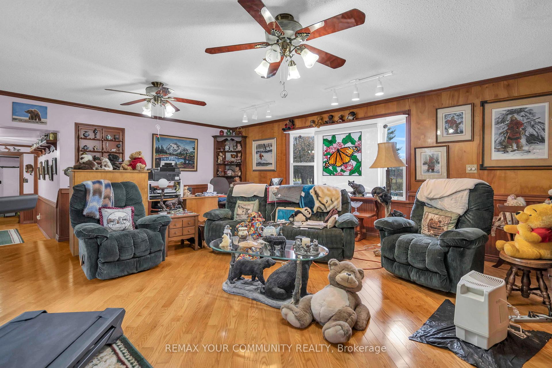 Photo 8 of 700 Catering Road S, Georgina, Baldwin — HOMEH