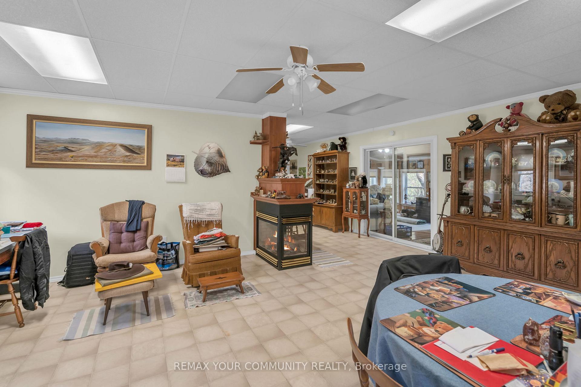 Photo 13 of 700 Catering Road S, Georgina, Baldwin — HOMEH