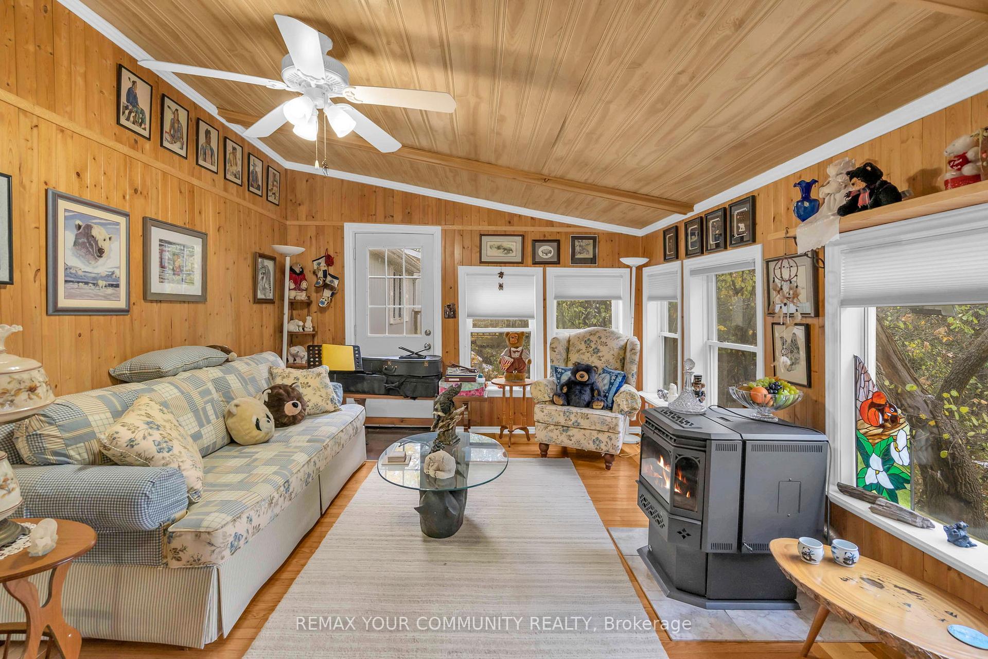 Photo 19 of 700 Catering Road S, Georgina, Baldwin — HOMEH