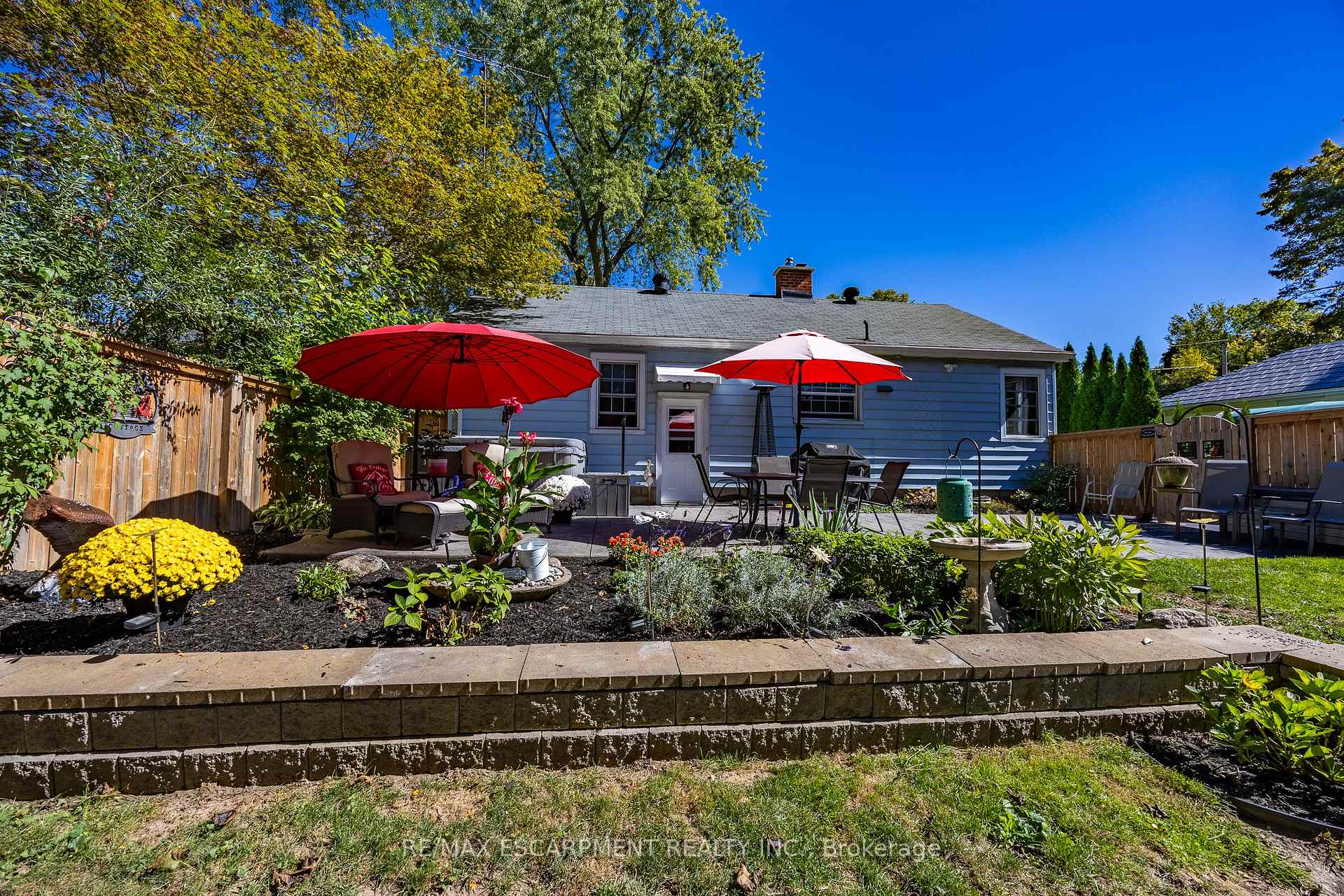 Photo 3 of 30 Gibson Drive, Norfolk, Simcoe — HOMEH