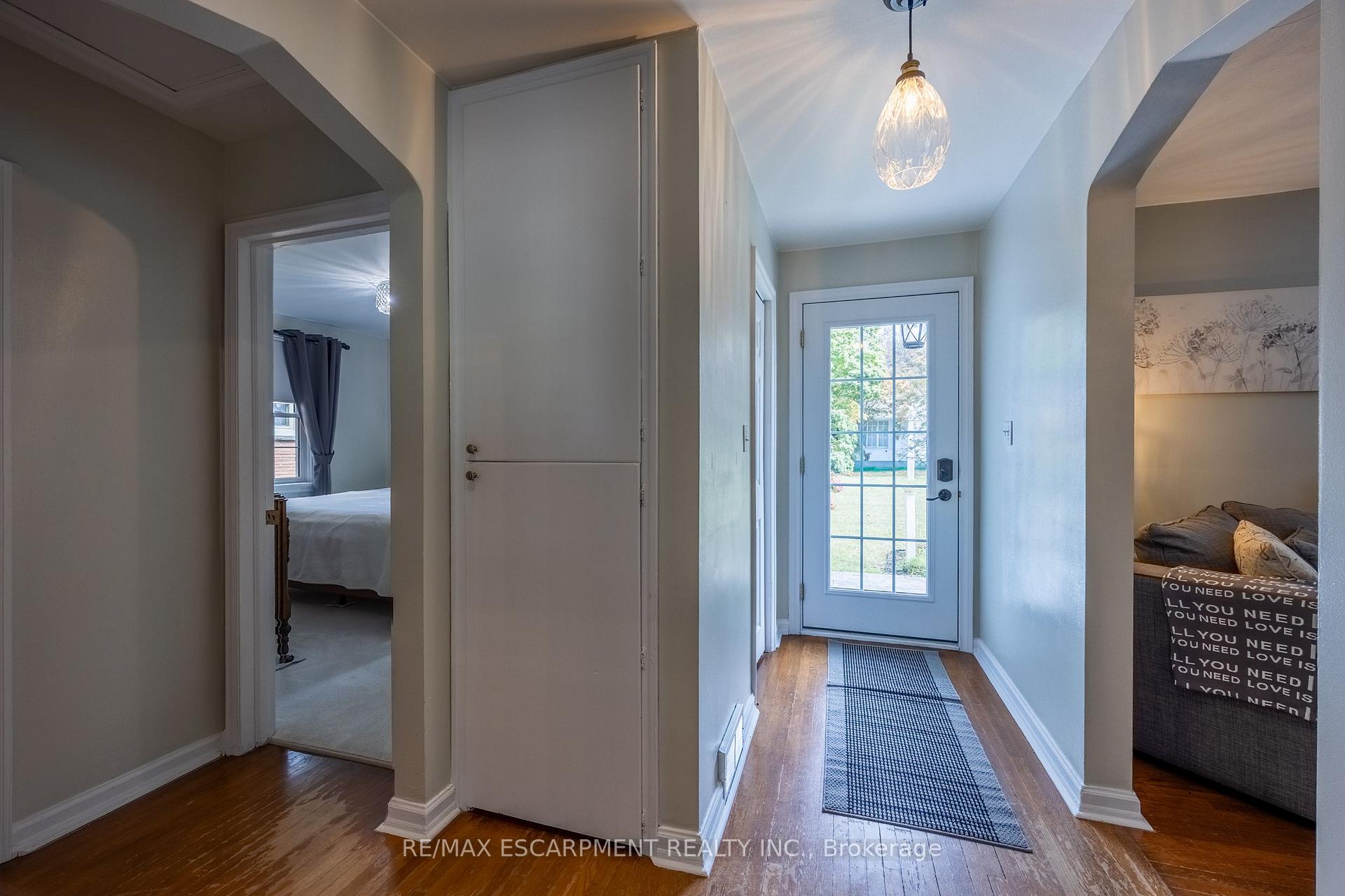 Photo 6 of 30 Gibson Drive, Norfolk, Simcoe — HOMEH