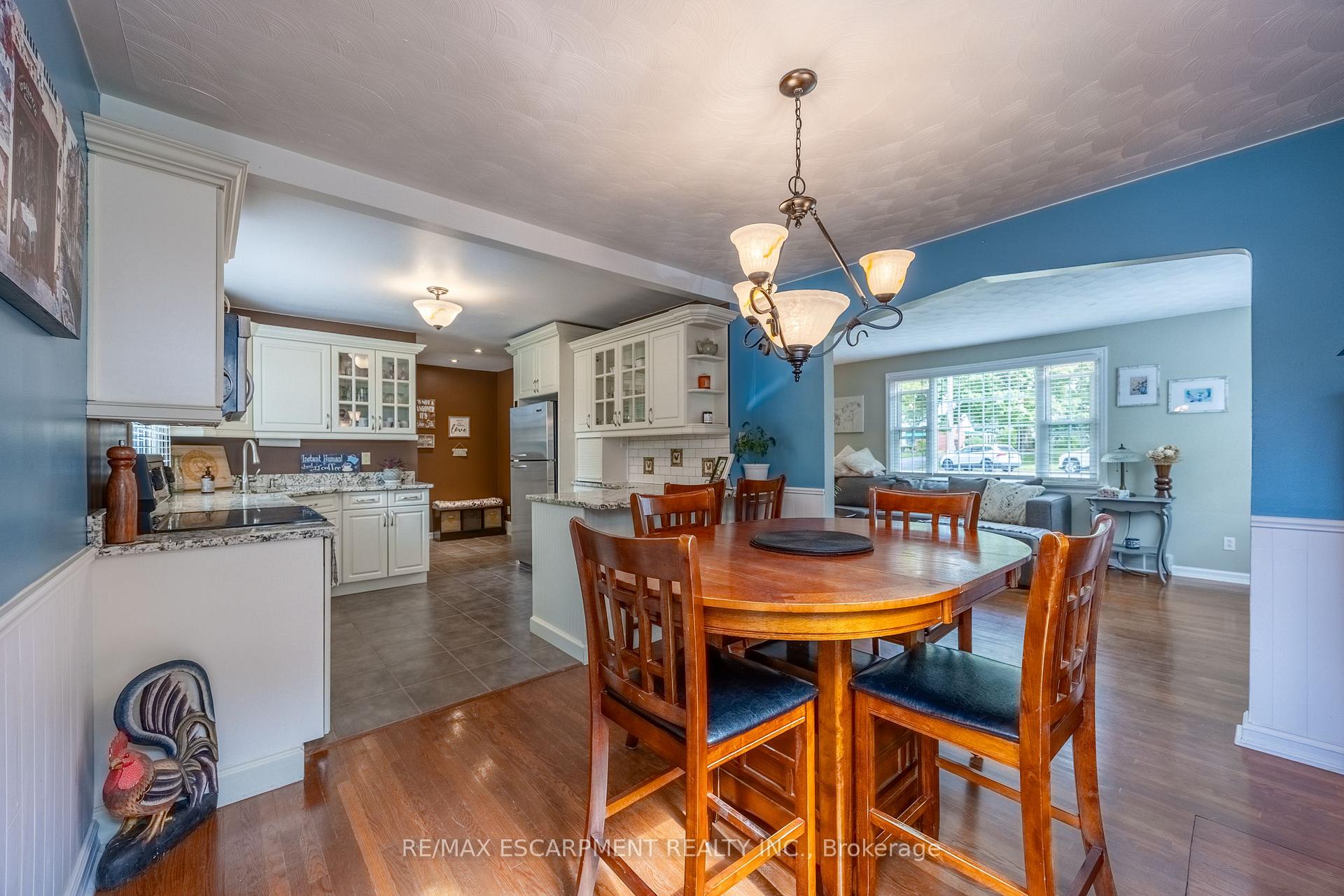 Photo 11 of 30 Gibson Drive, Norfolk, Simcoe — HOMEH