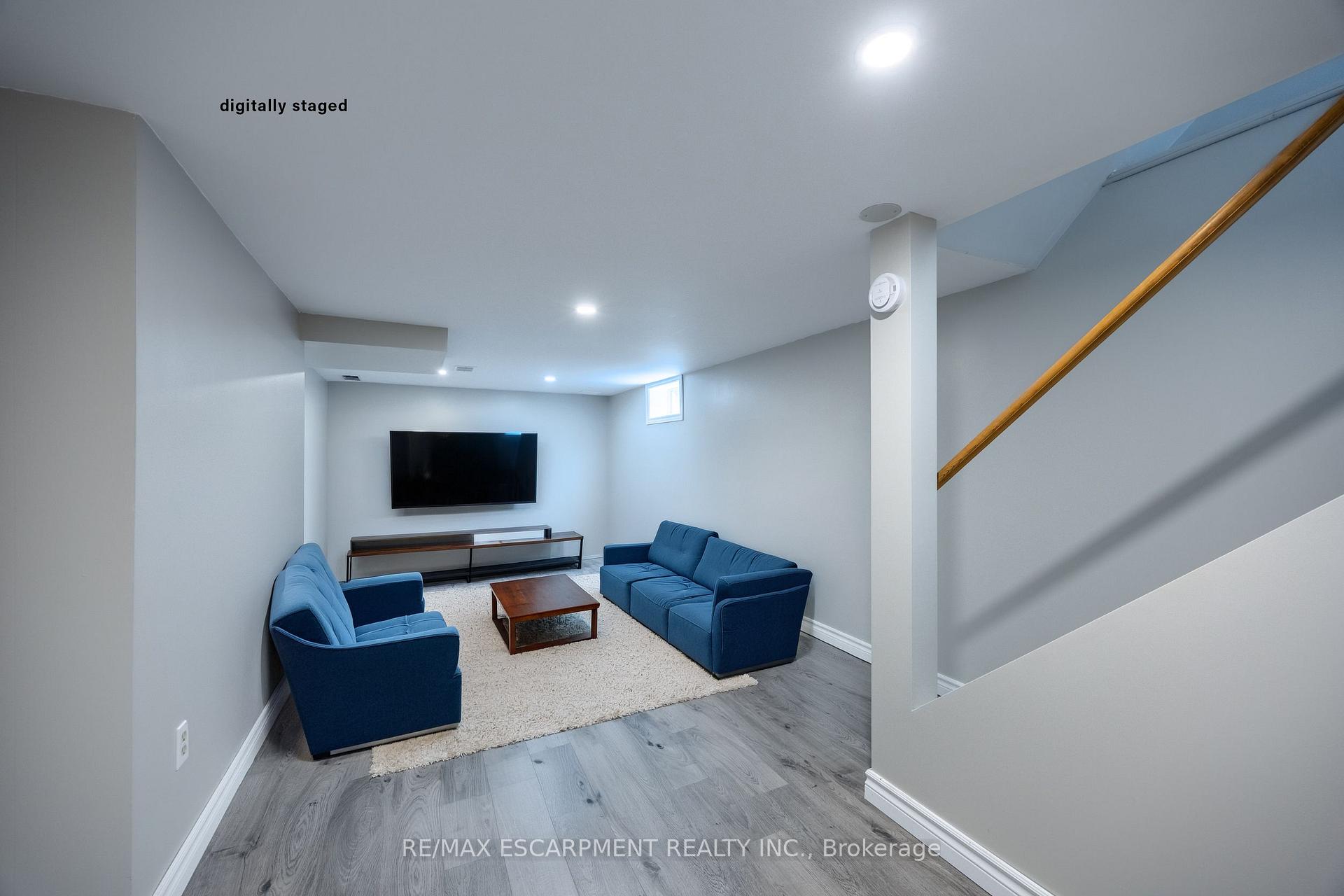 Photo 21 of 30 Gibson Drive, Norfolk, Simcoe — HOMEH