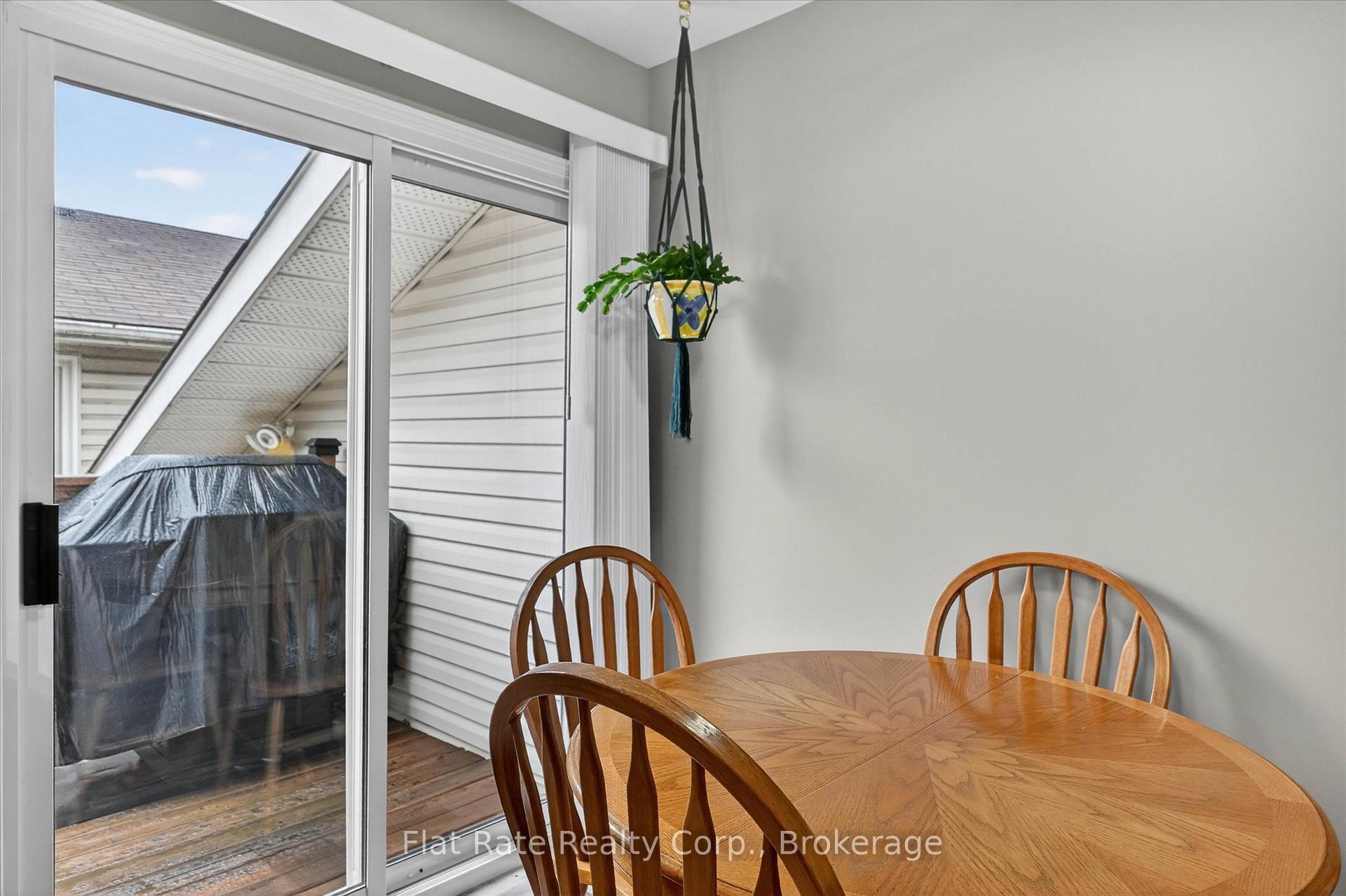 Photo 16 of 129 Dumble Avenue, Peterborough, Northcrest Ward 5 — HOMEH