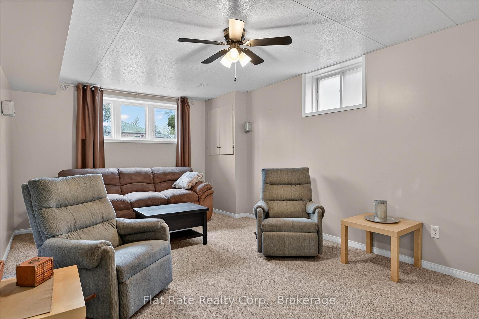 Photo 36 of 129 Dumble Avenue, Peterborough, Northcrest Ward 5 — HOMEH