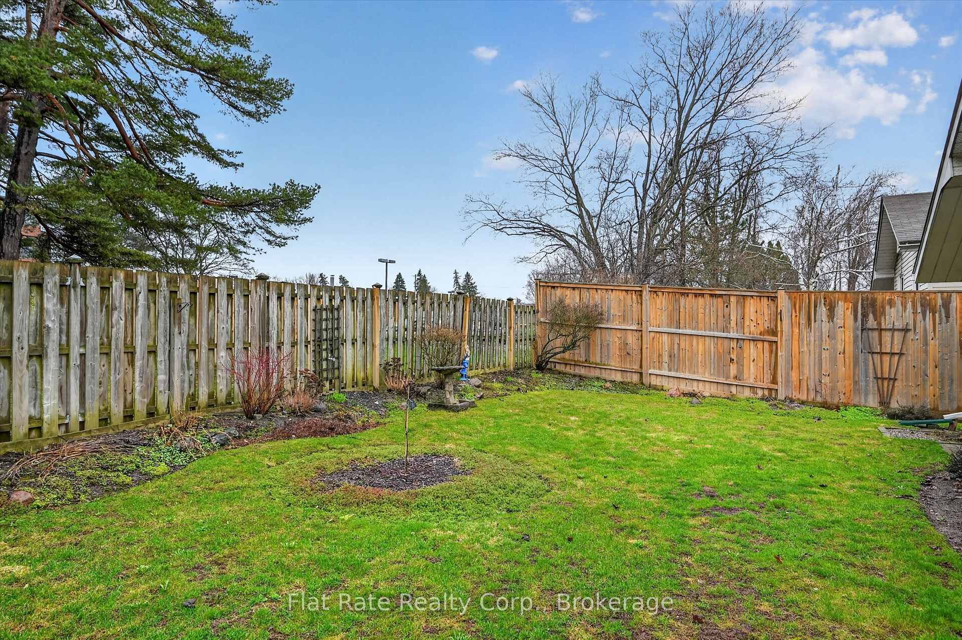 Photo 50 of 129 Dumble Avenue, Peterborough, Northcrest Ward 5 — HOMEH