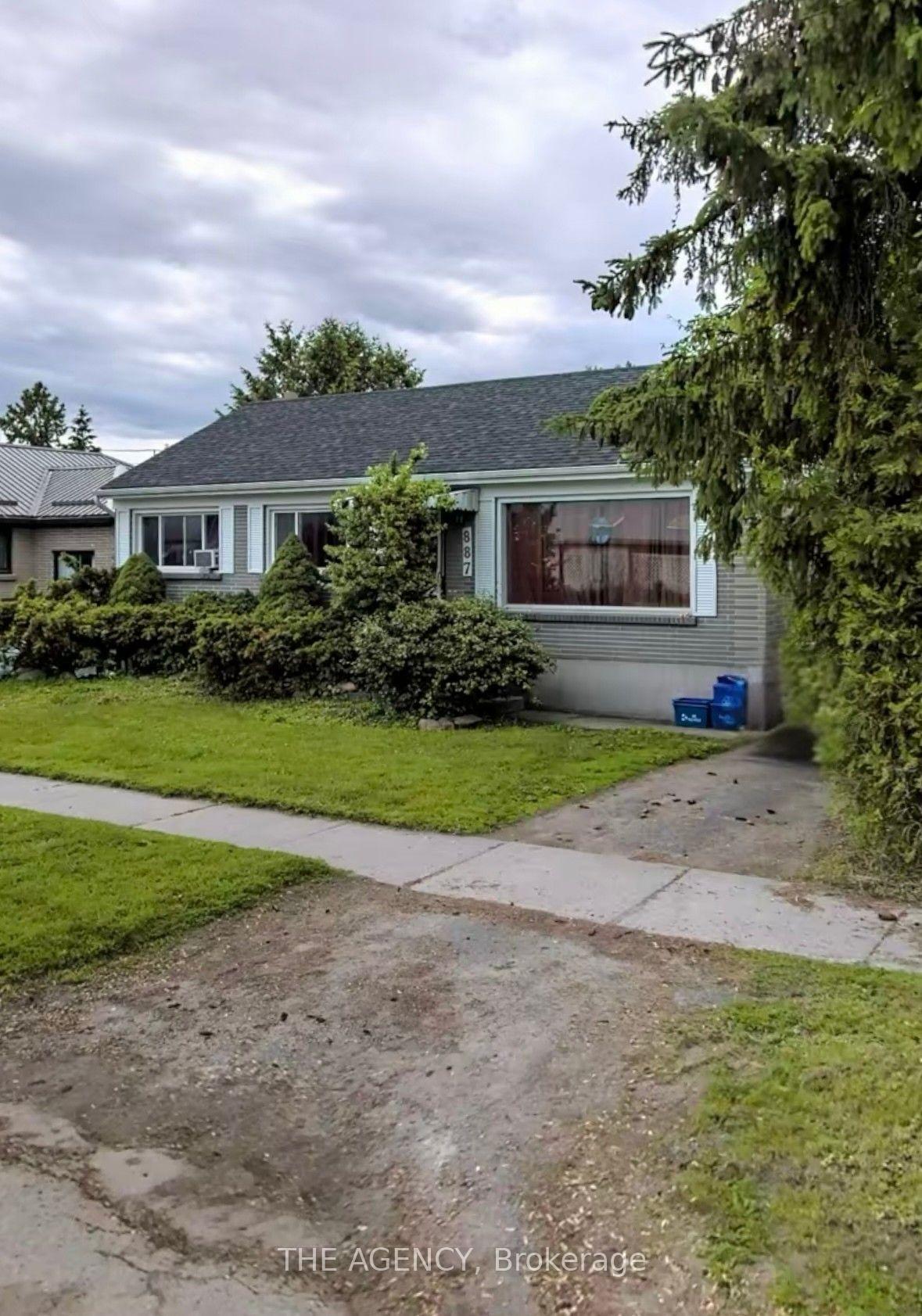 Photo 4 of 887 Philip Street, Peterborough, Northcrest Ward 5 — HOMEH