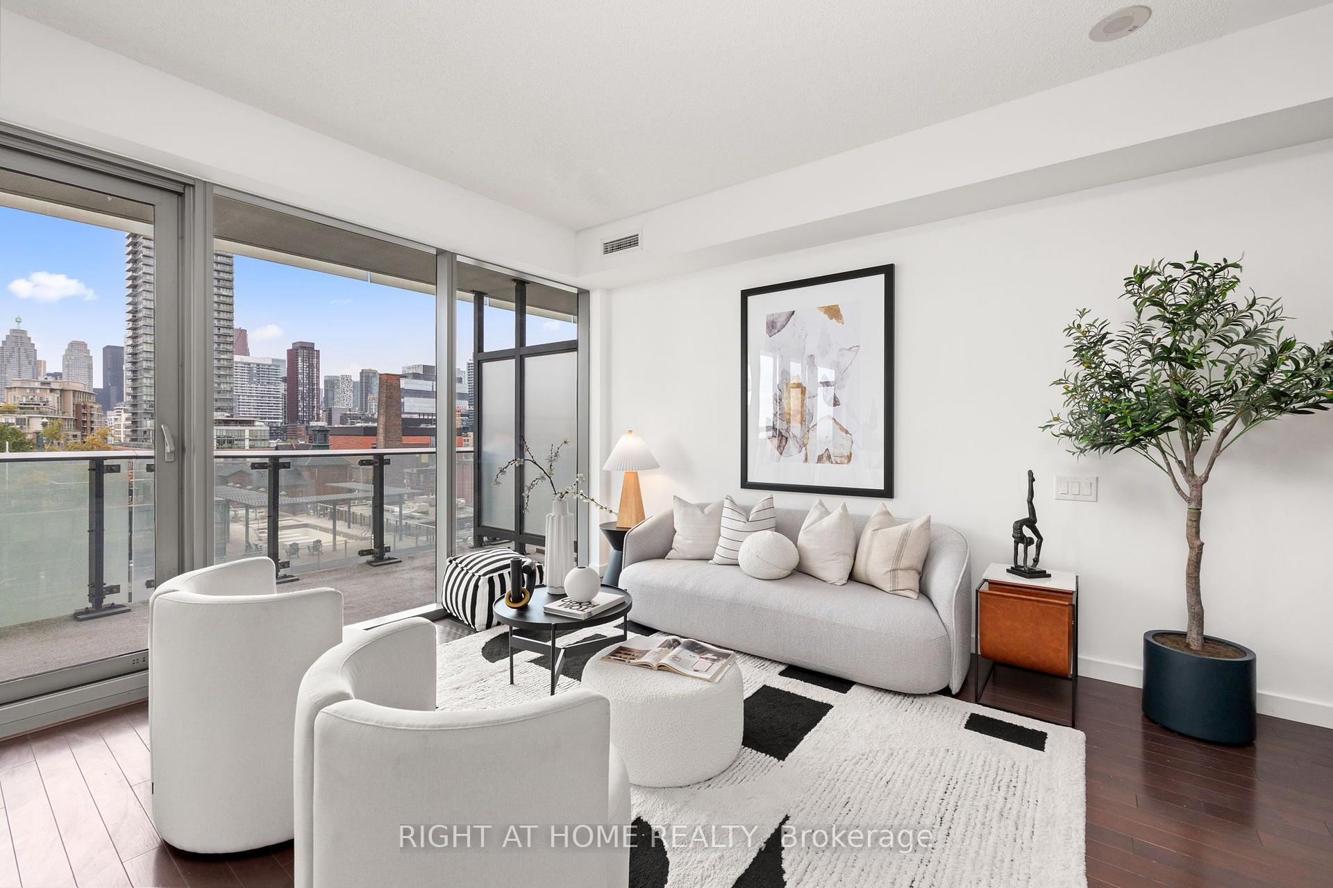 Photo 8 of Unit 701, 390 Cherry Street, Toronto, Waterfront Communities — HOMEH