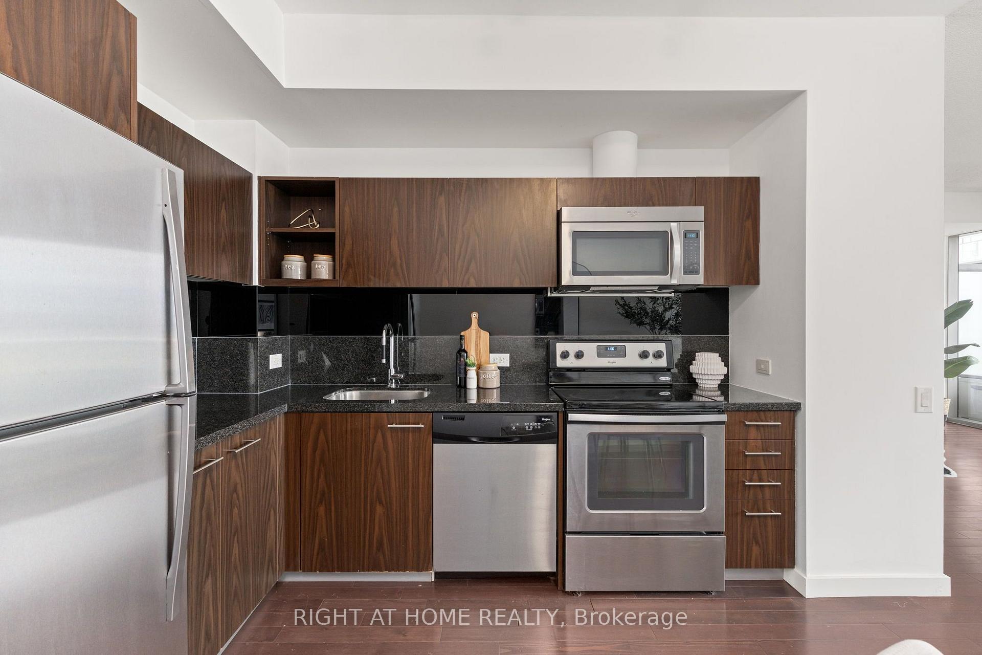 Photo 30 of Unit 701, 390 Cherry Street, Toronto, Waterfront Communities — HOMEH
