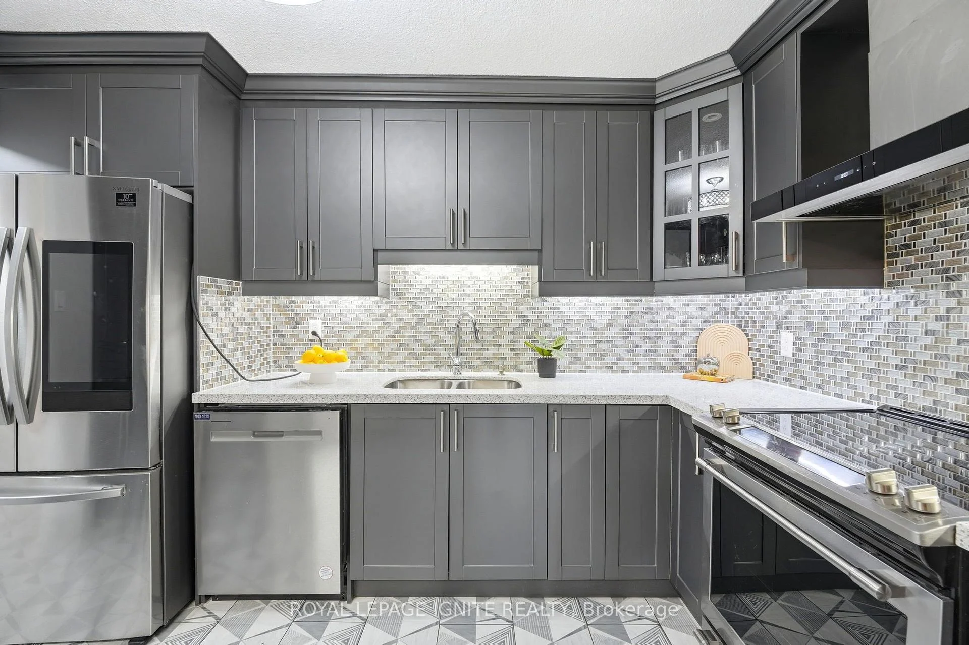 Photo 12 of Unit 1712, 3380 Eglinton Avenue E, Scarborough, Scarborough Village — HOMEH