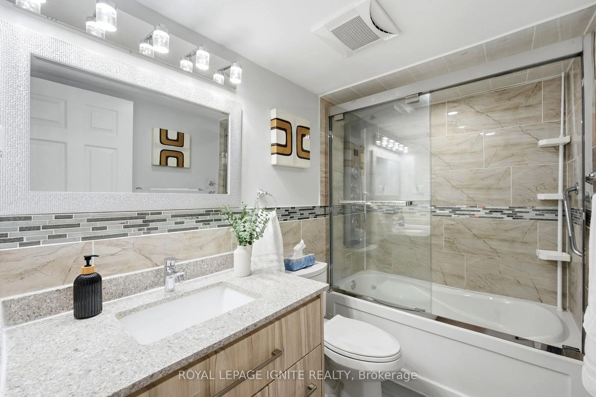 Photo 26 of Unit 1712, 3380 Eglinton Avenue E, Scarborough, Scarborough Village — HOMEH