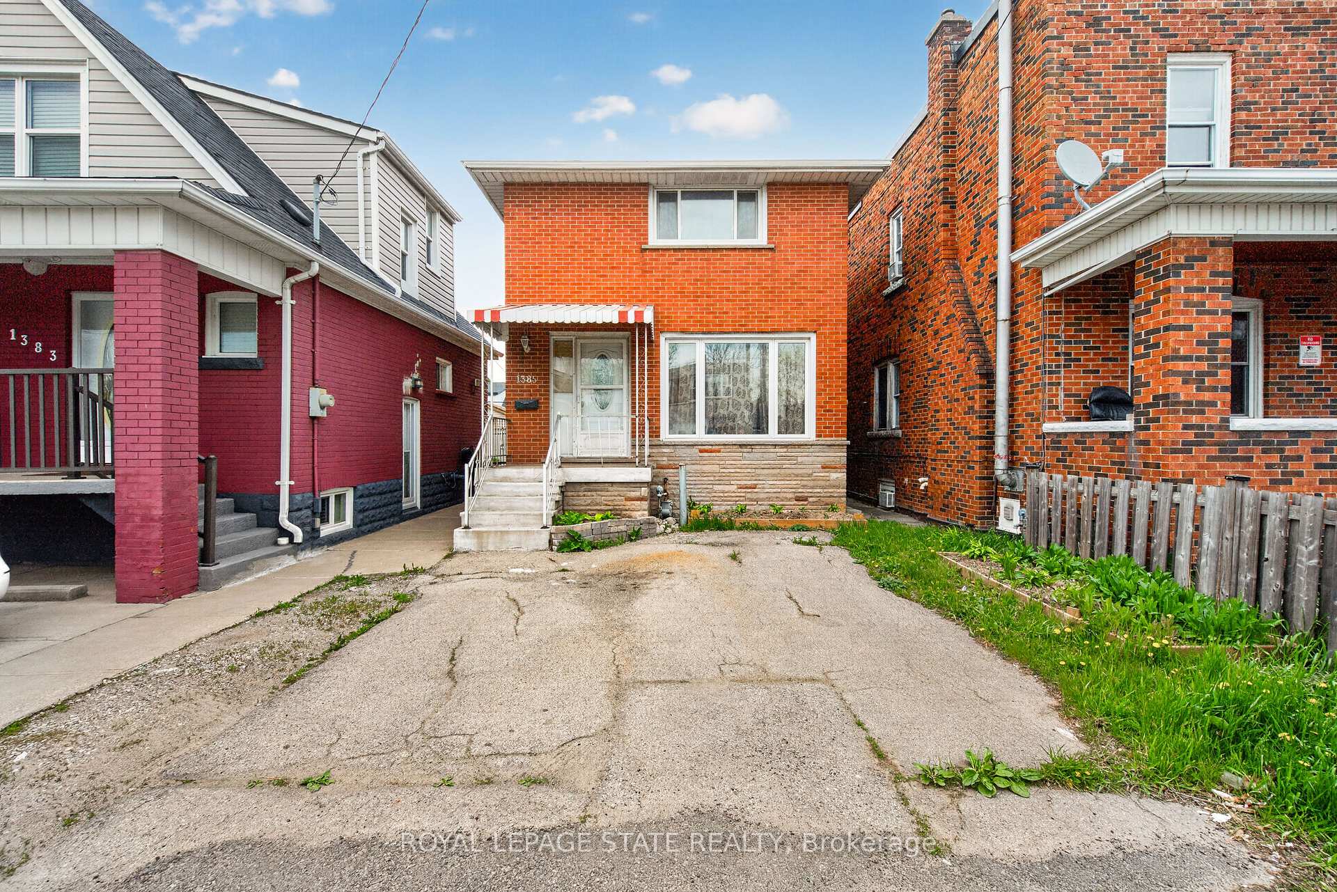 Photo of 1385 Barton Street E