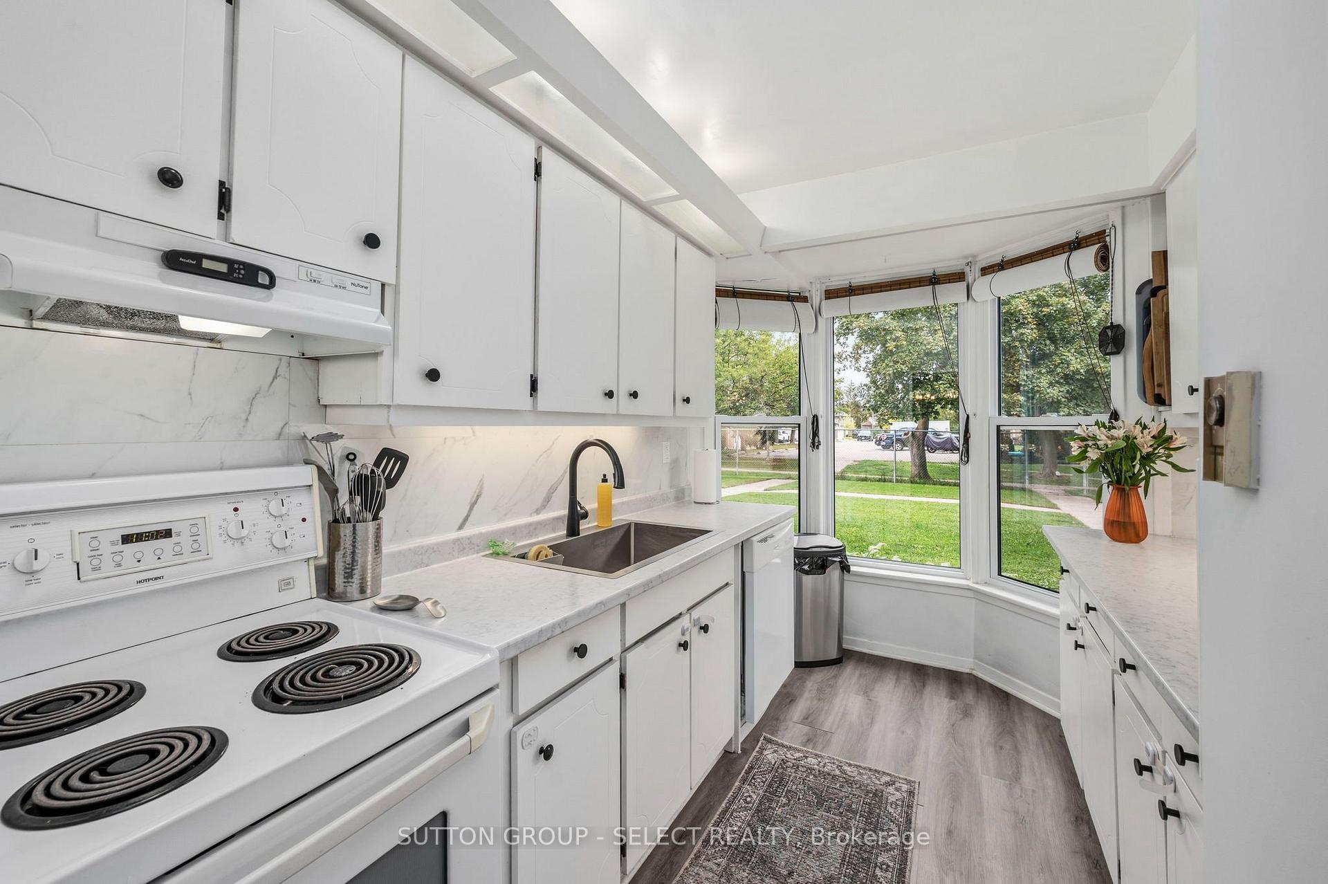 Photo 3 of Unit 30, 44 Arbour Glen Crescent, London, East A — HOMEH