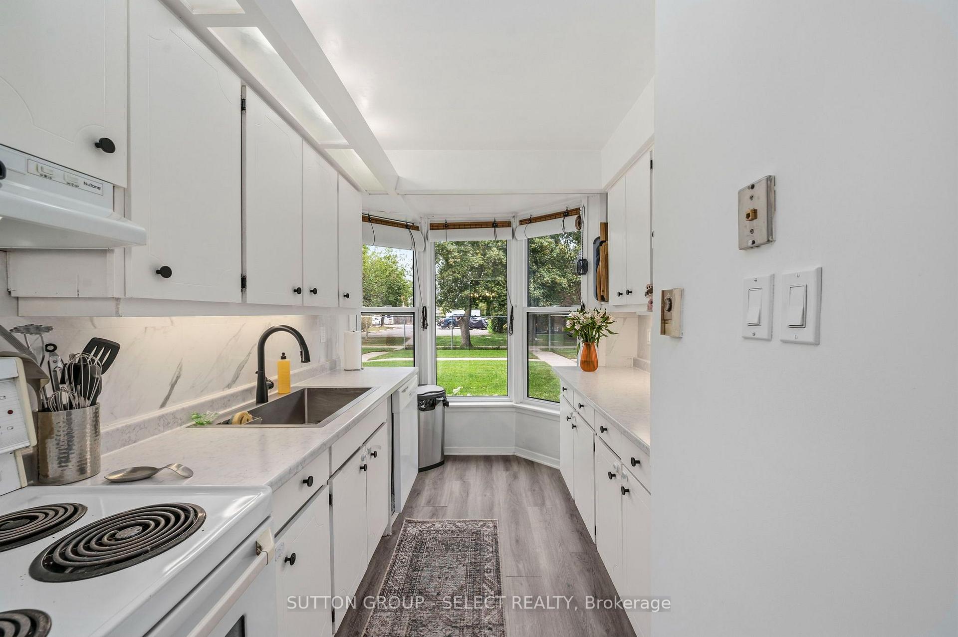 Photo 4 of Unit 30, 44 Arbour Glen Crescent, London, East A — HOMEH