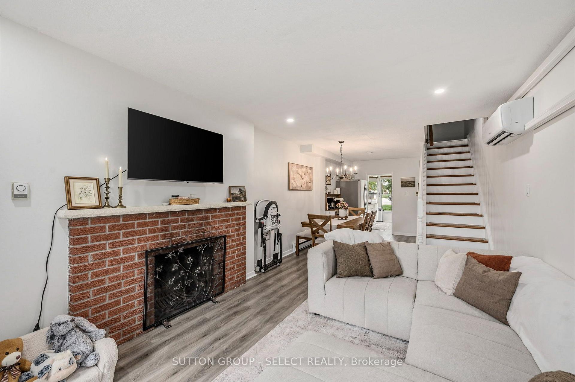 Photo 10 of Unit 30, 44 Arbour Glen Crescent, London, East A — HOMEH