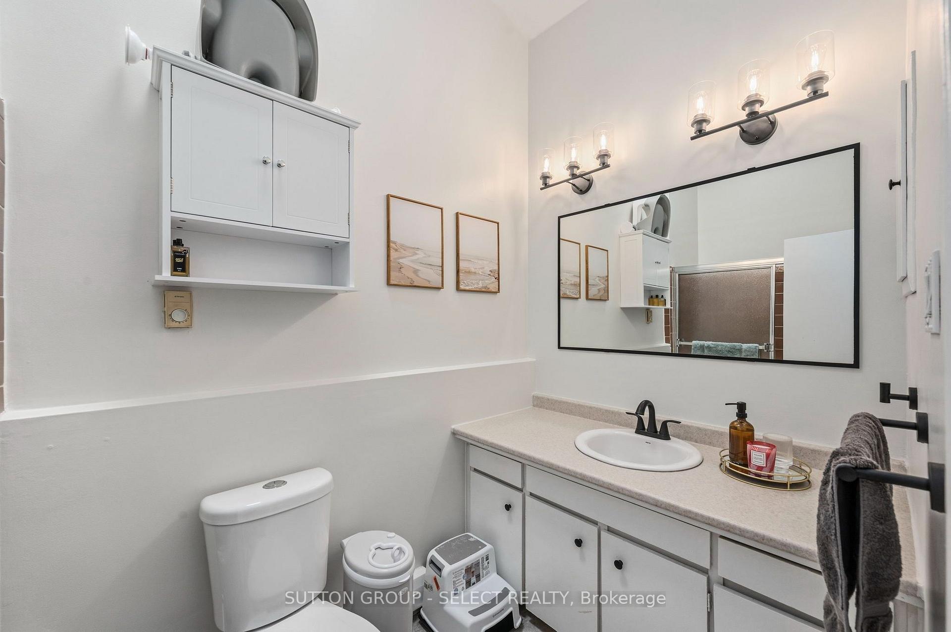 Photo 13 of Unit 30, 44 Arbour Glen Crescent, London, East A — HOMEH