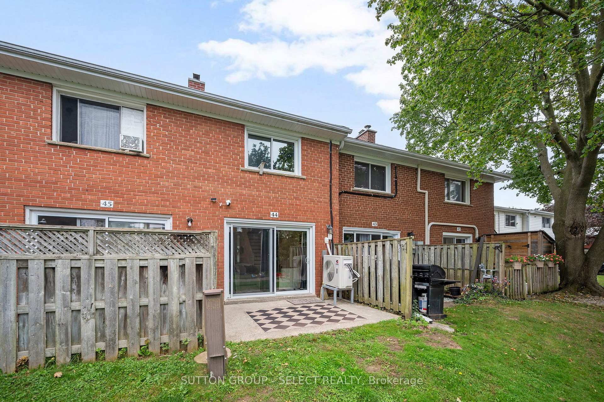 Photo 22 of Unit 30, 44 Arbour Glen Crescent, London, East A — HOMEH
