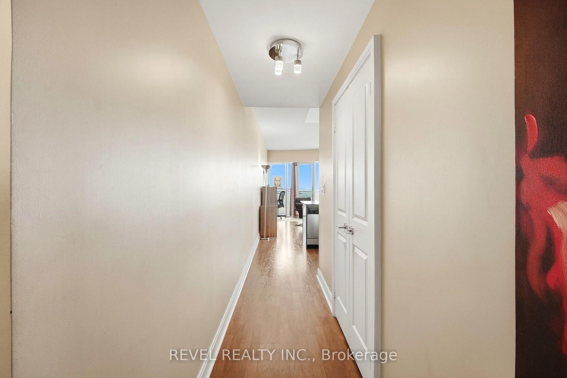 Photo 6 of Unit 3704, 50 Absolute Avenue E, Mississauga, City Centre — HOMEH