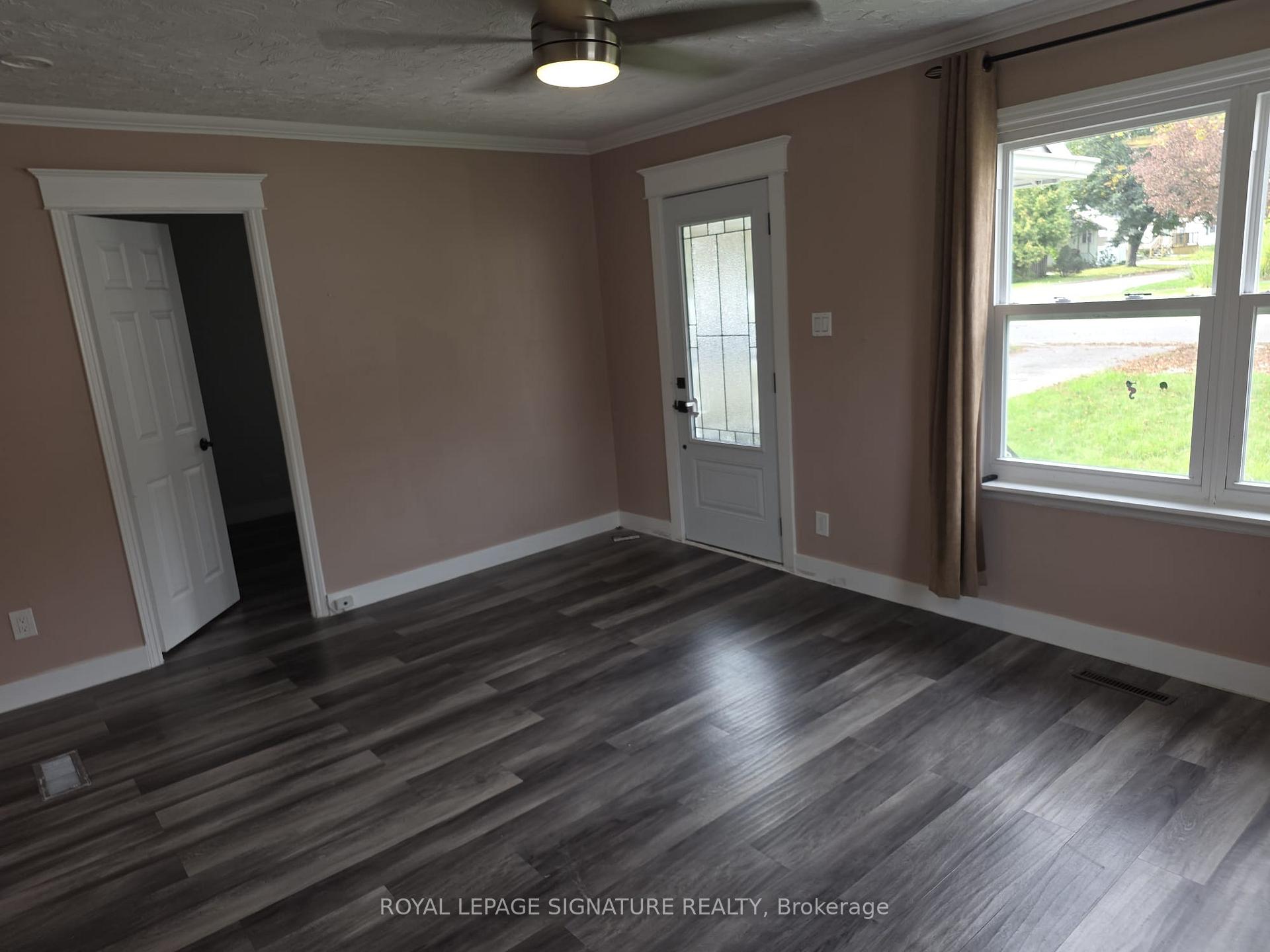 Photo 10 of Unit Main, 38 Glynn Road, Ajax, Central — HOMEH