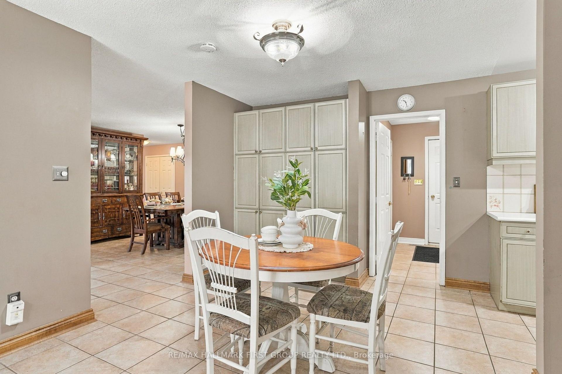 Photo 11 of 4 Mcnamara Court, Ajax, Northwest Ajax — HOMEH