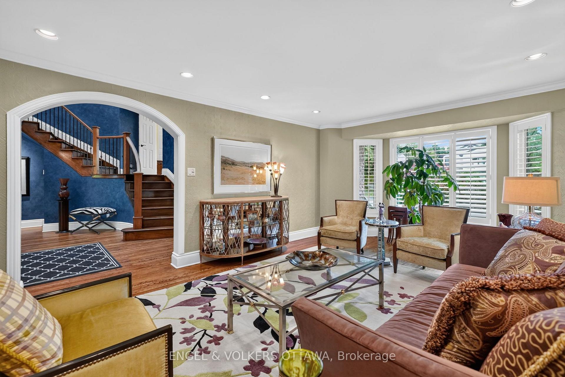 Photo 6 of 13 Lynhurst Avenue, Ottawa, Mooneys Bay/Riverside Park — HOMEH