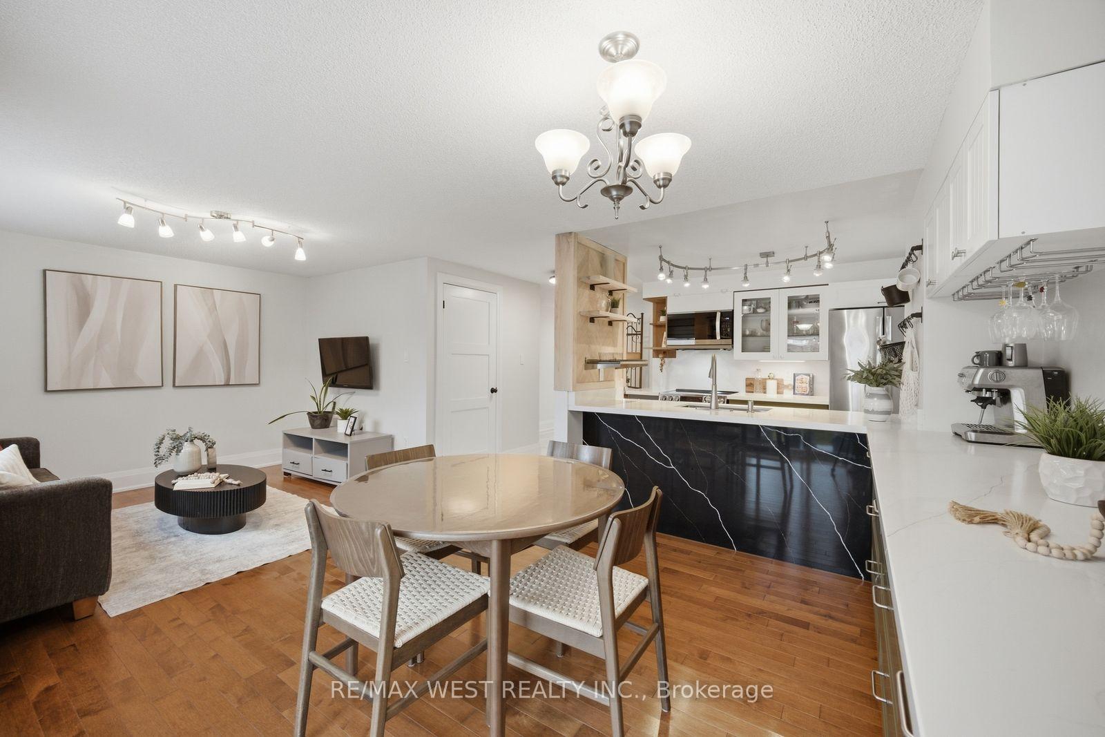 Photo 7 of 11 Ambler Bay, Barrie, Georgian Drive — HOMEH