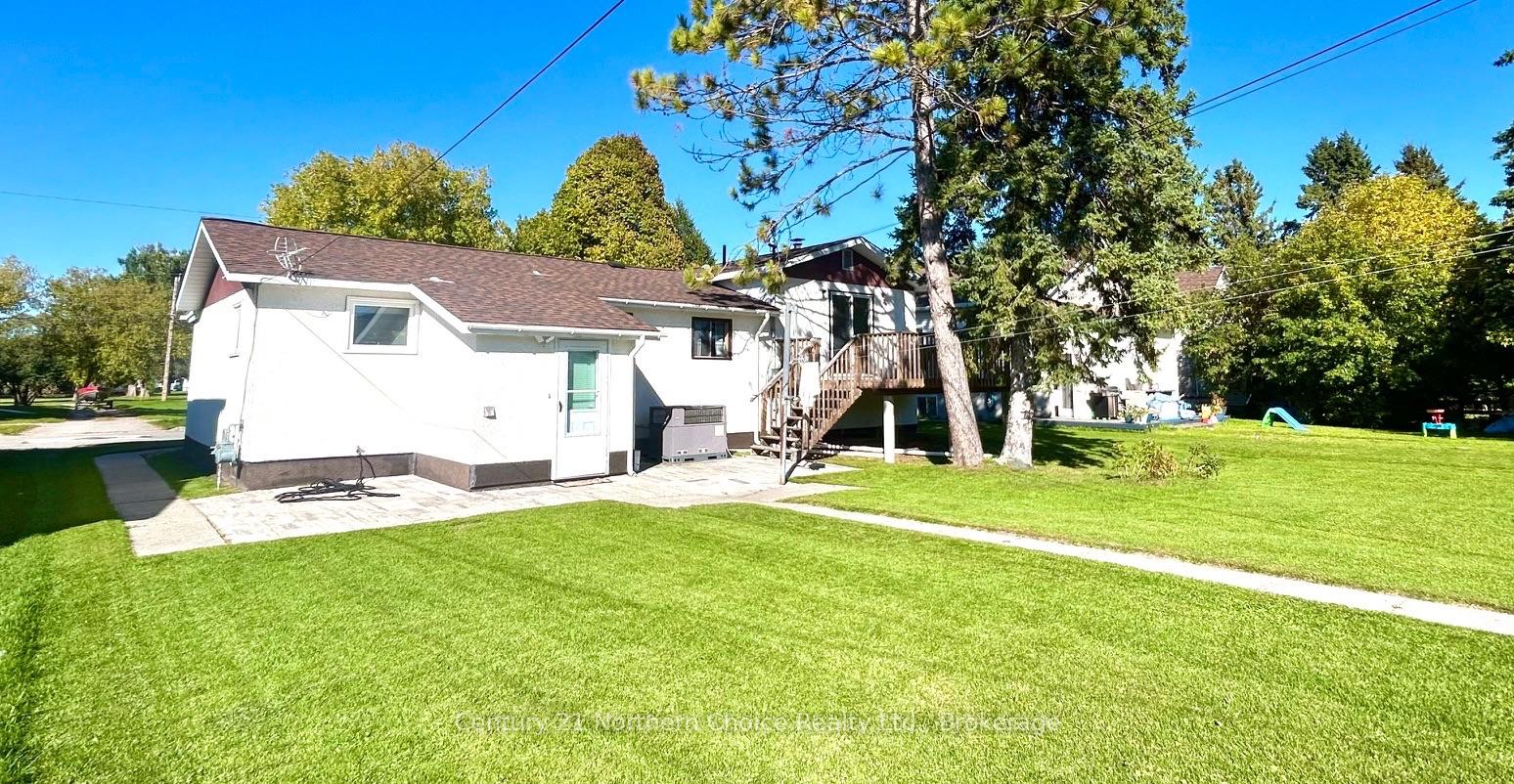 Photo 21 of 1021 Third Street E, Fort Frances — HOMEH