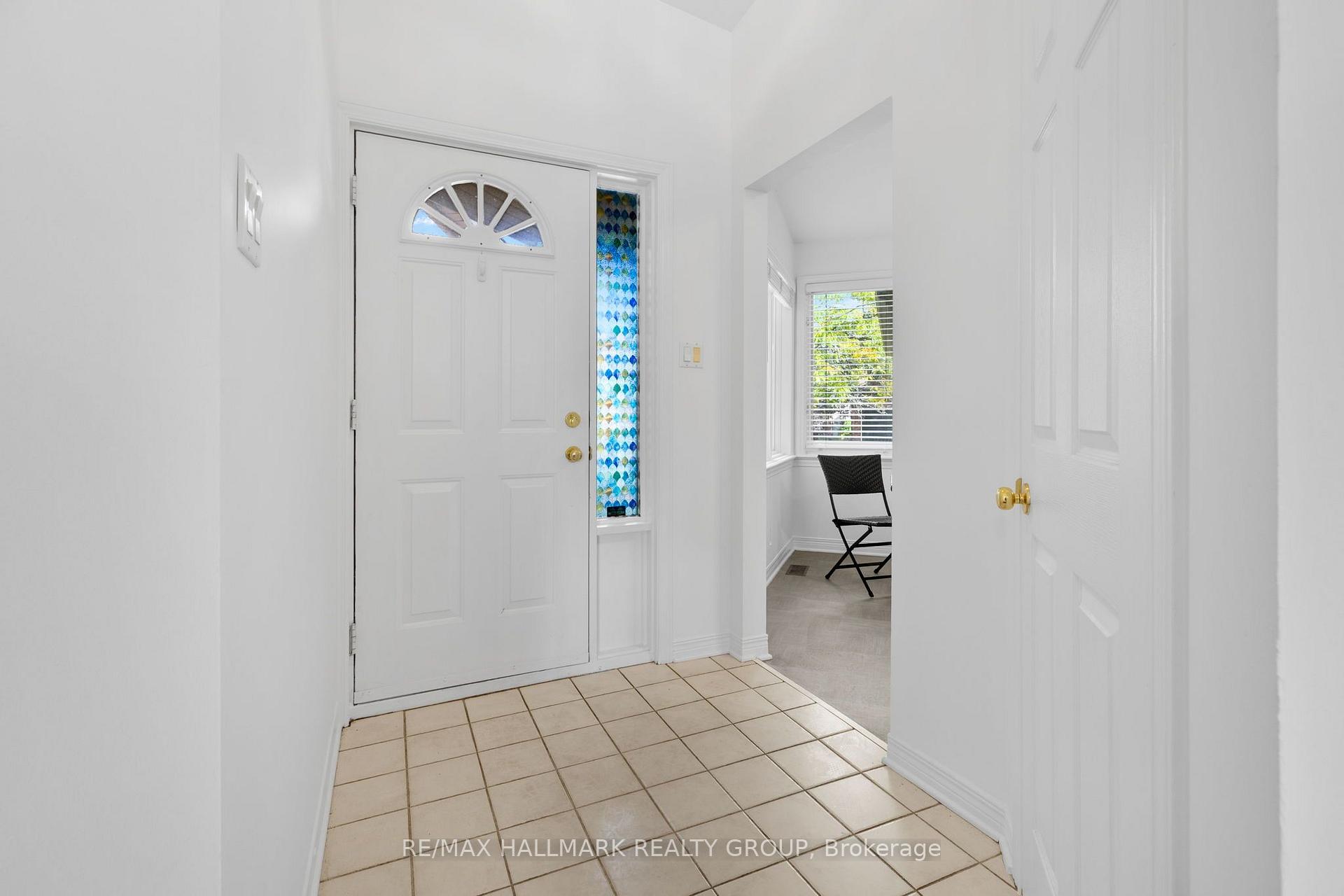 Photo 5 of 17 Quinterra Court, Ottawa, Quinterra — HOMEH