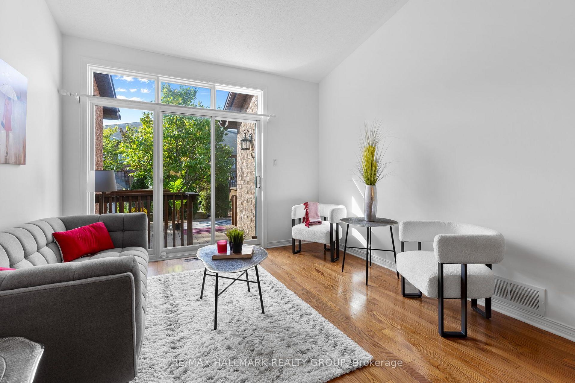 Photo 8 of 17 Quinterra Court, Ottawa, Quinterra — HOMEH