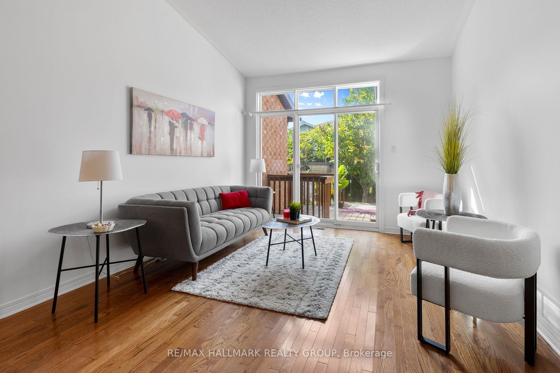 Photo 9 of 17 Quinterra Court, Ottawa, Quinterra — HOMEH