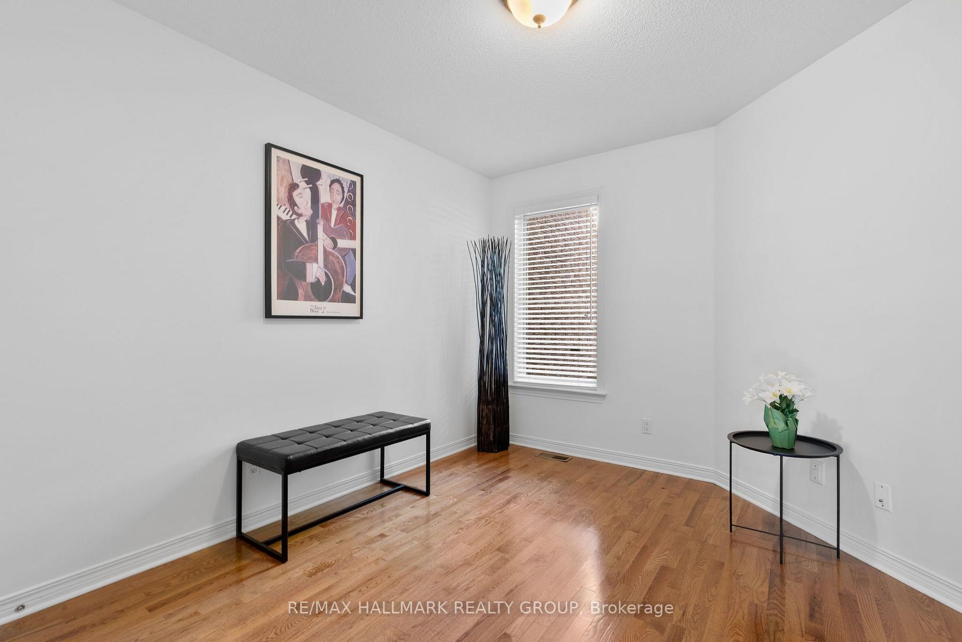 Photo 18 of 17 Quinterra Court, Ottawa, Quinterra — HOMEH