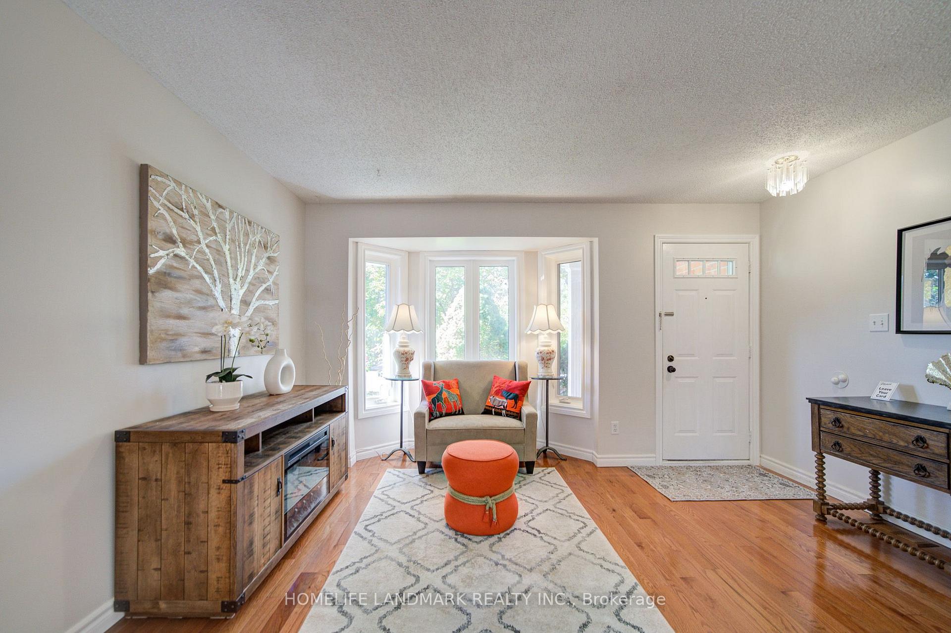 Photo 5 of 511 Baringham Place, Waterloo, Upper Beechwood — HOMEH