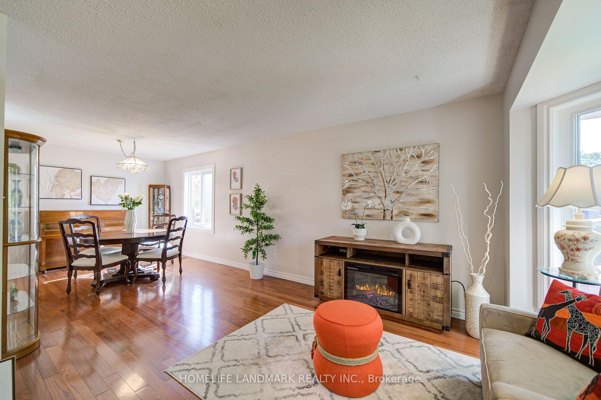 Photo 6 of 511 Baringham Place, Waterloo, Upper Beechwood — HOMEH
