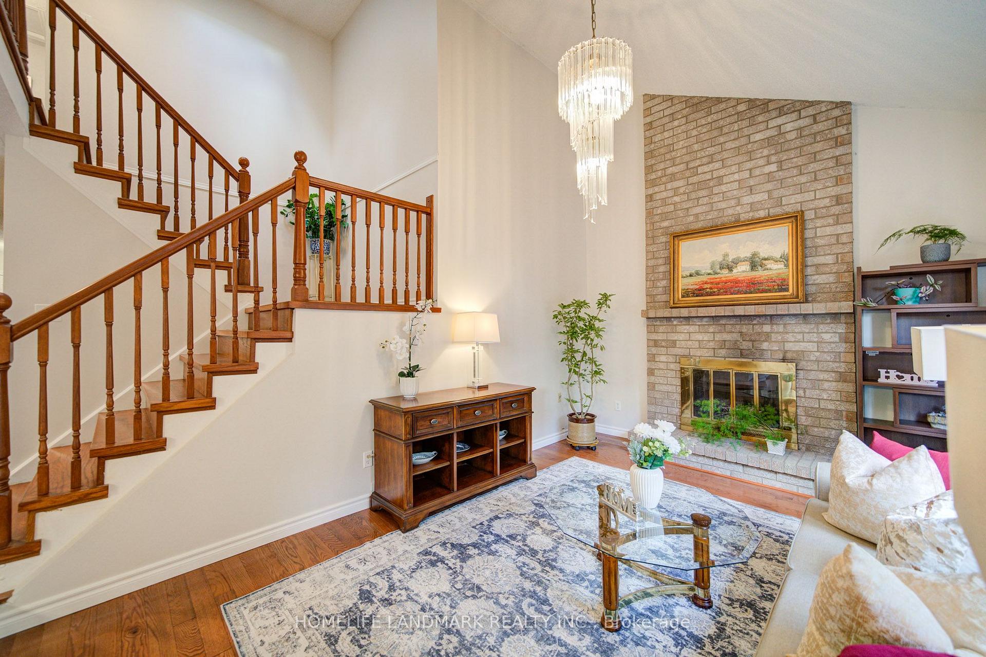 Photo 16 of 511 Baringham Place, Waterloo, Upper Beechwood — HOMEH