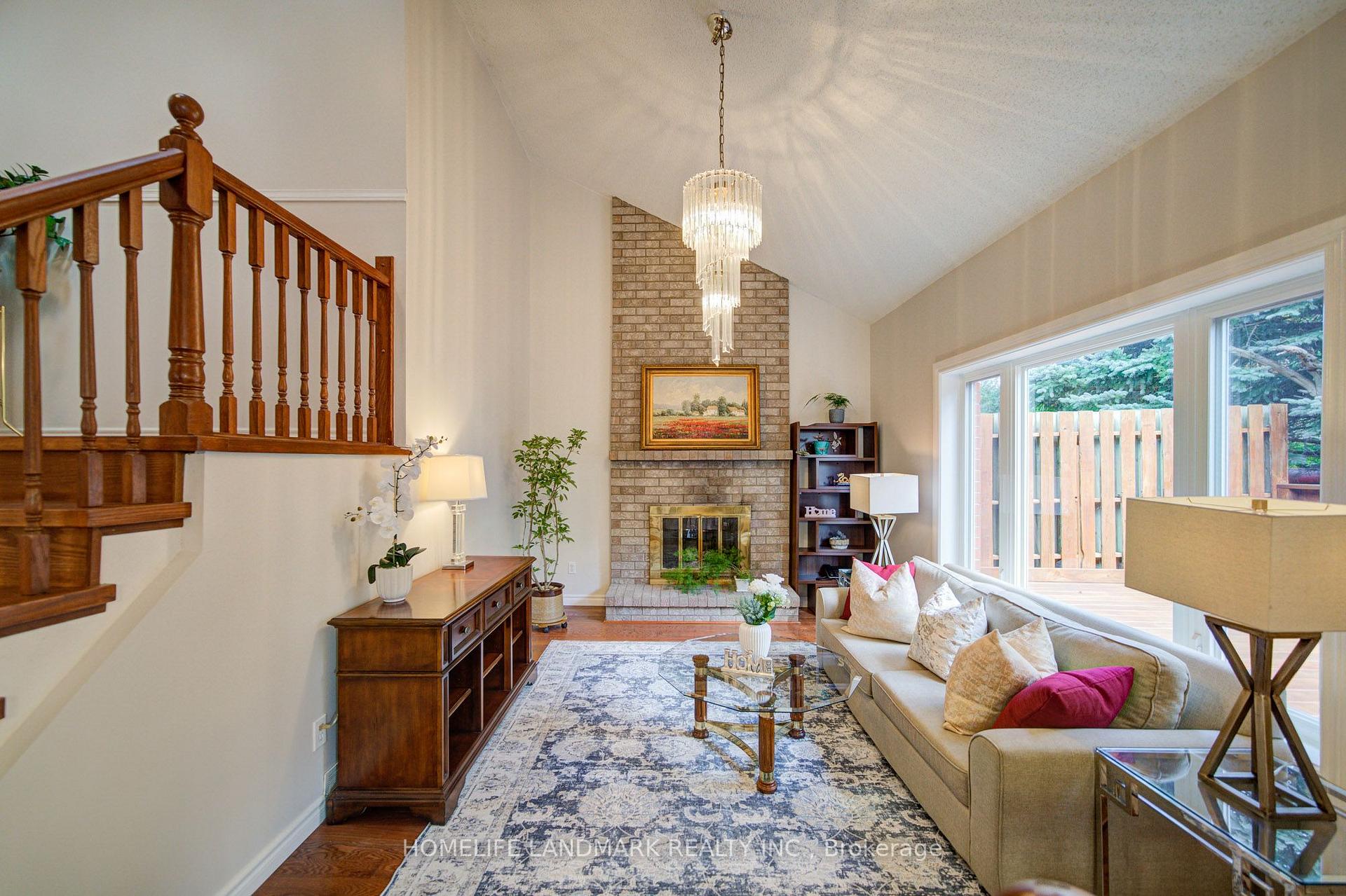 Photo 17 of 511 Baringham Place, Waterloo, Upper Beechwood — HOMEH