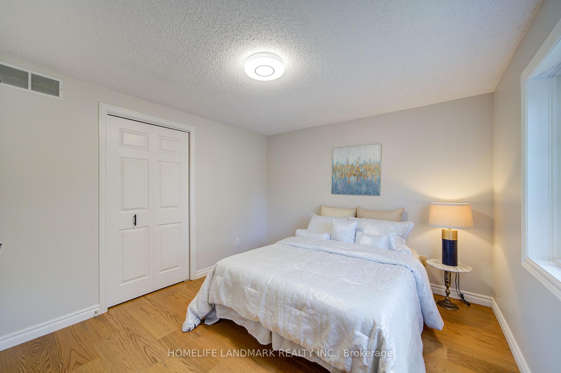 Photo 35 of 511 Baringham Place, Waterloo, Upper Beechwood — HOMEH