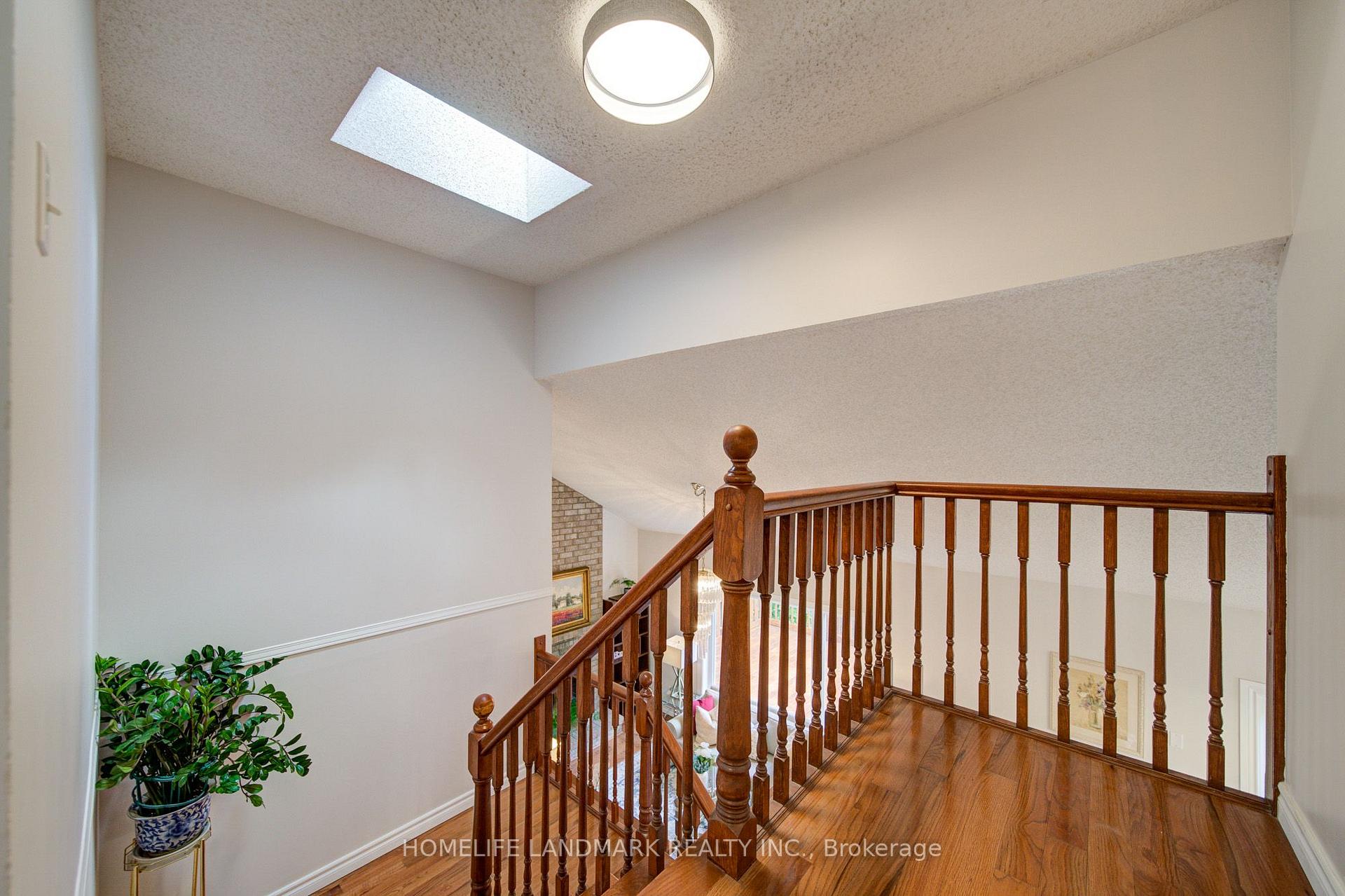 Photo 41 of 511 Baringham Place, Waterloo, Upper Beechwood — HOMEH