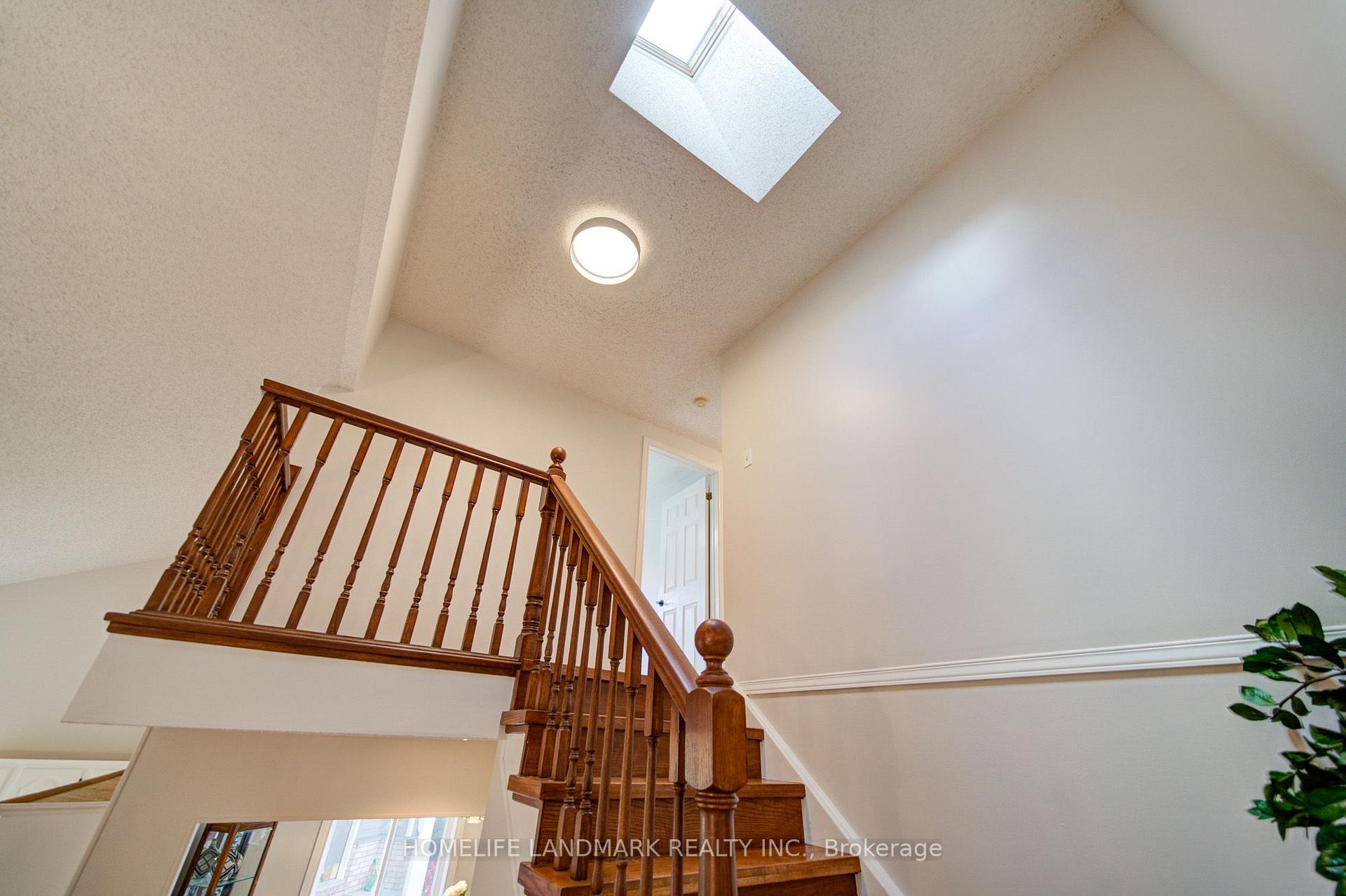 Photo 42 of 511 Baringham Place, Waterloo, Upper Beechwood — HOMEH