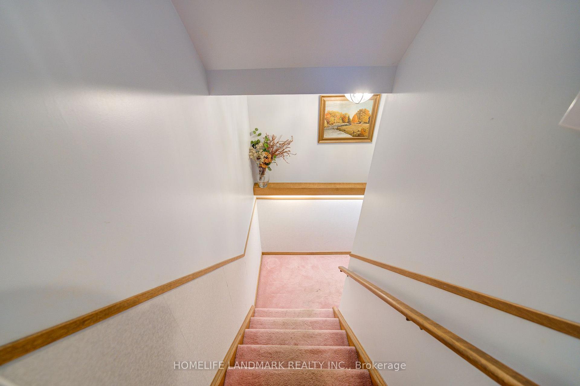 Photo 43 of 511 Baringham Place, Waterloo, Upper Beechwood — HOMEH