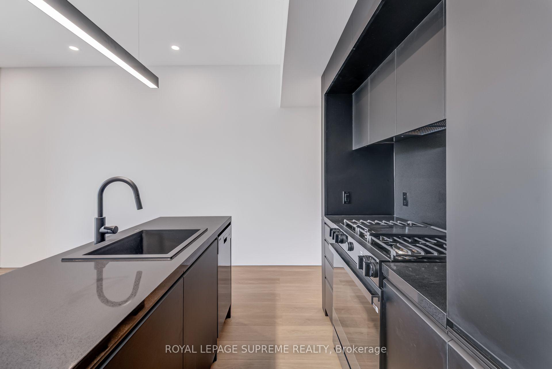 Photo 13 of Unit 3, 101 Bernice Crescent, Toronto, Rockcliffe-Smythe — HOMEH