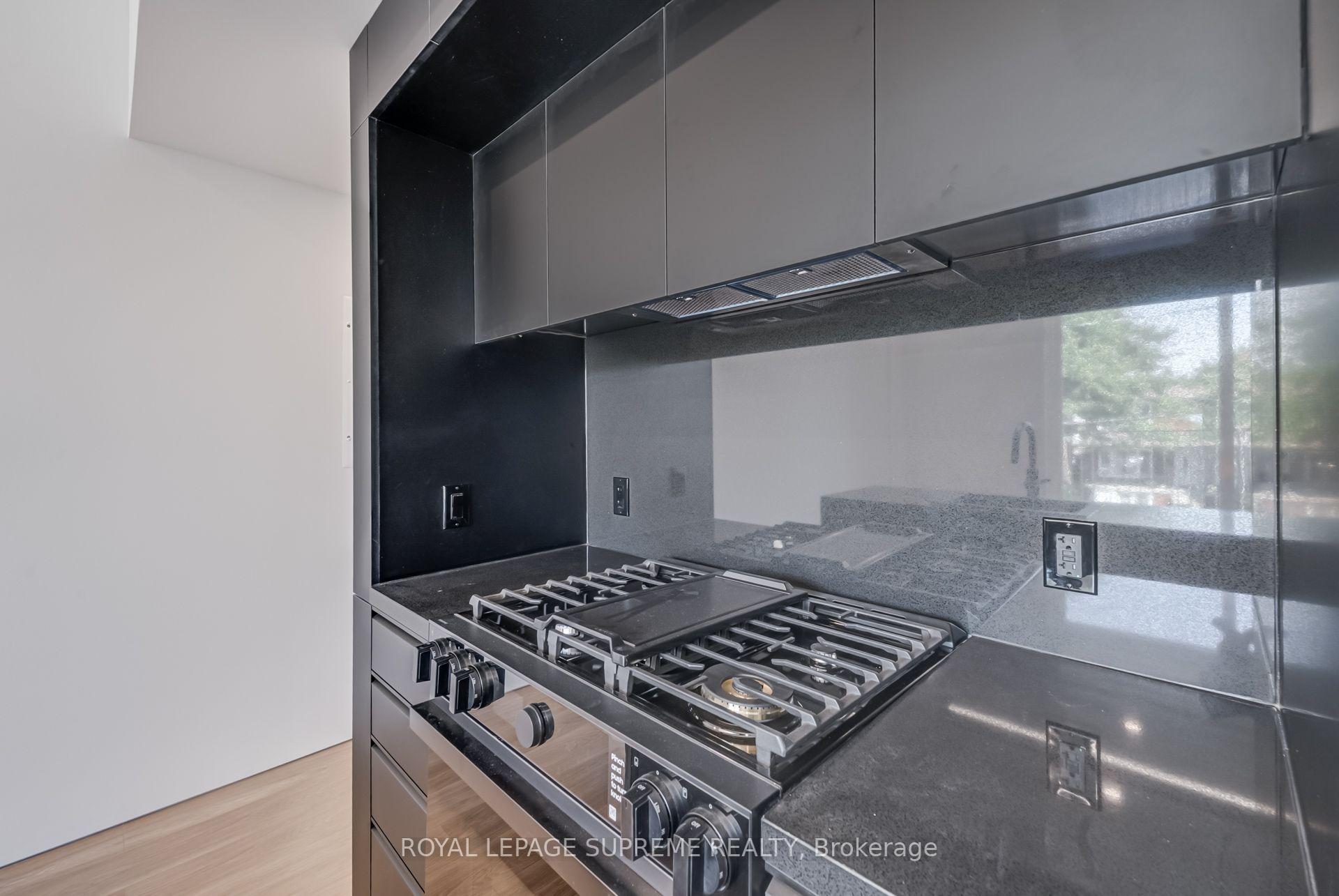 Photo 14 of Unit 3, 101 Bernice Crescent, Toronto, Rockcliffe-Smythe — HOMEH